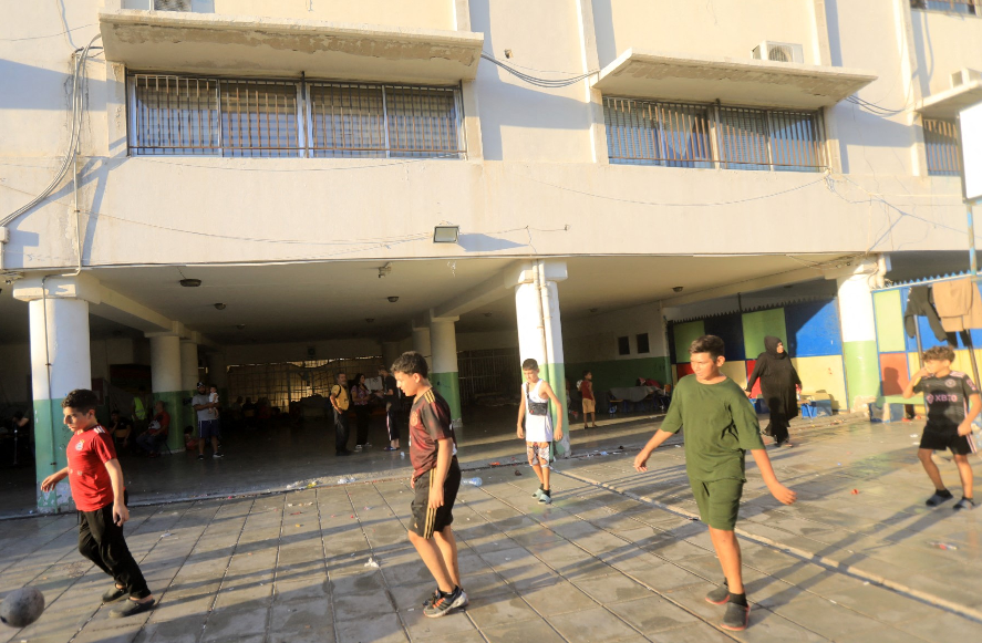 لا ضمانات رسمية لبنانية أو دولية بانتهاء الأعمال الحربية جنوب لبنان والسماح للسكان بالعودة وفتح المدارس (أ ف ب)​​​​​​