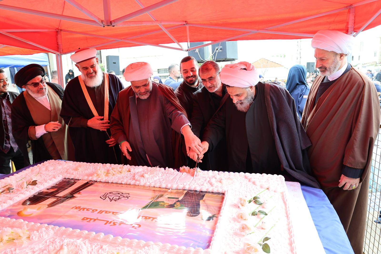 احتفال أقامته بلدية الخيام فوق الجراح ونزوح الكثير من الأهالي… 