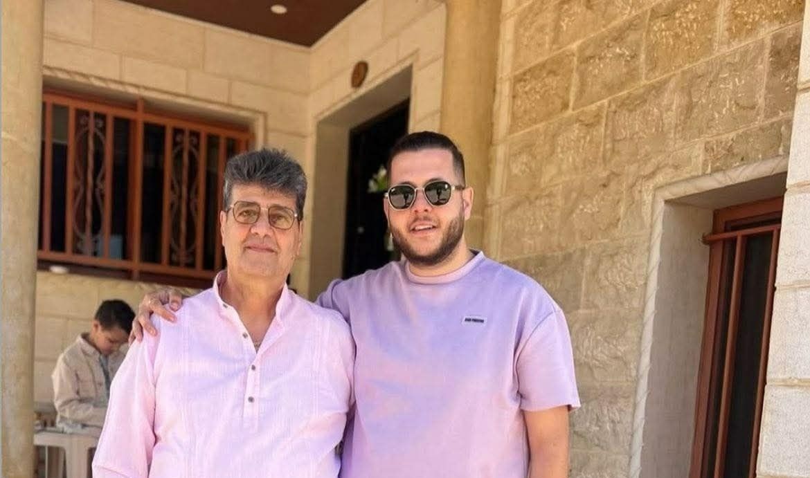 العضو السابق في الهيئة جورج سعيد وابنه الياس