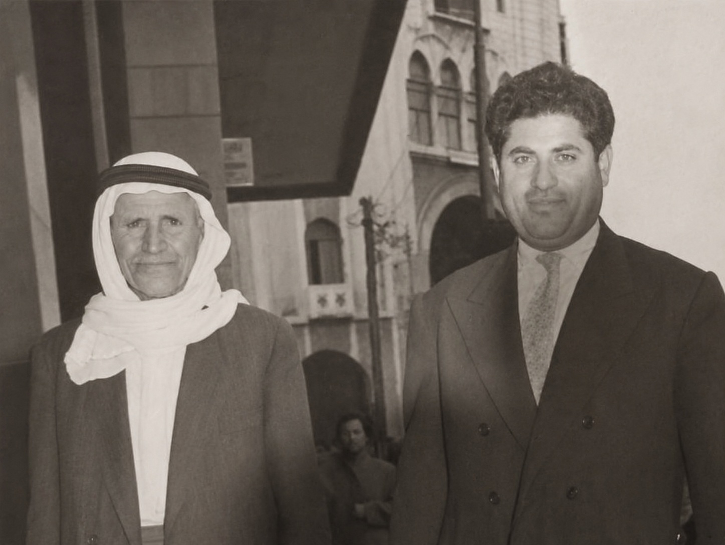 المرحوم أبو ابراهيم محمد رشيدي ووالده الحاج خليل رشيدي في بيروت - ستينات القرن الماضي