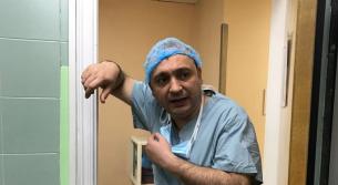 طبيب من الخيام يُعيد البصر لعين سيدة عراقية