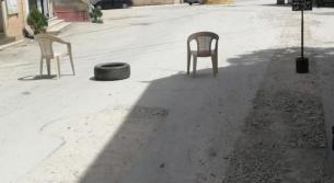 قطع الشارع الرئيسي في الخيام احتجاجاً على الحفريات