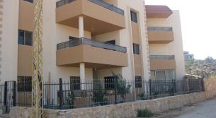 شقة خمس غرف معروضة للبيع في الخيام بسعر مغري