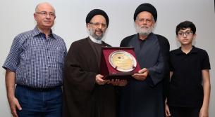 مستشفى بهمن يكرّم الراحل الدكتور عبد الأمير فضل الله