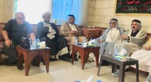 وفد عشائر بني حسن بالفرات الأوسط يزور الخيام معزياً بفقيدة الخيام الحاجة أم علي رضا