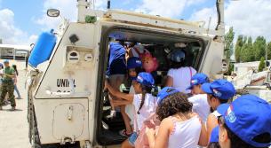 اليونيفيل نظمت زيارة لطلاب من القليعة لمقرها في القطاع الشرقي