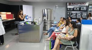 سامسونج تنظّم جلسة إرشادية لربات المنازل حول طرق تنظيم وقتهنّ في المطبخ