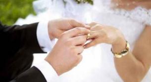 موّال.. يحول حفل زفاف الى مأساة في يونين!