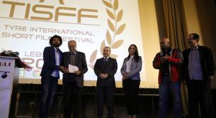 المسرح الوطني اللبناني مكرماً جورج نصر في مدينة صور