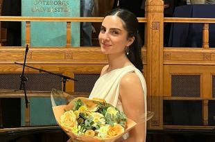 إبنة الخيام، الدكتورة تغريد قنصور: هنيئاً لنا بك وما أحوجنا لأمثالك