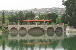 الشاعرة هدى صادق: الخيام على حافة النور والرماد