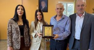 مؤسسة علي قصب الخيرية تقدّم منحًا تعليمية وتكرّم الدكتور خالد مراد لدعمه طلاب العرقوب وقضاء حاصبيا