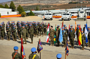 تسليم وتسلم السلطة لقوات اليونيفيل في القطاع الشرقي في لبنان