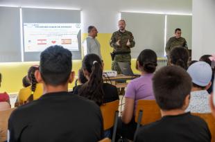 الكتيبة الإسبانية تعزّز الوعي بالسلامة المرورية بين شباب جنوب لبنان