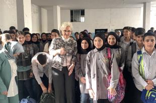 وزيرة التربية‎ جالت في النبطية واستمعت الى هواجس الطلاب بالنسبة الى الامتحانات الرسمية