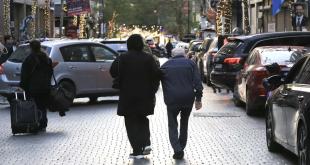 وسط الحرب: هل يستمرّ المغتربون في تحويل الأموال لعائلاتهم؟