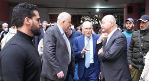 المفوّض السامي لشؤون اللاجئين يزور مركز إيواء في المصيطبة بحضور المحافظ والدكتور مهنا